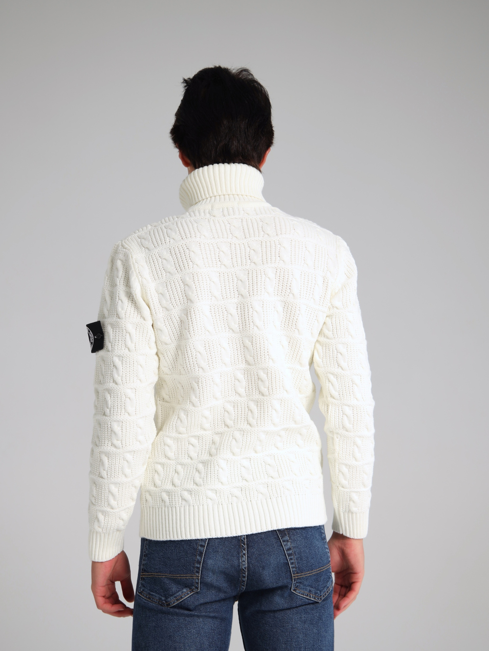 Свитер с патчем Город Горький белый