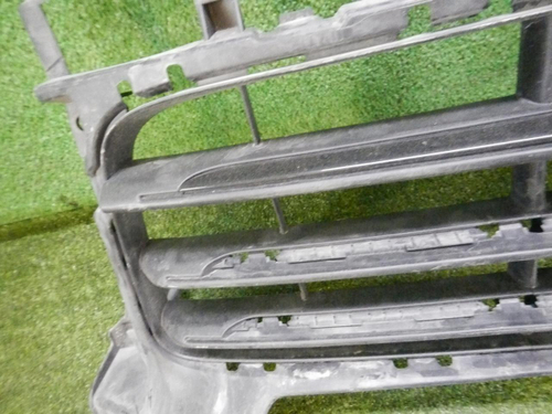 Решетка переднего бампера Porsche Cayenne 3 17-23