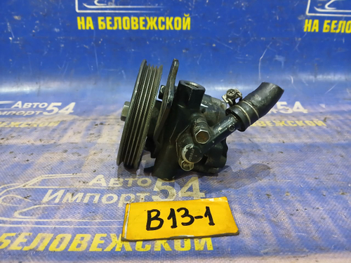 Насос ГУР NISSAN SUNNY 1990