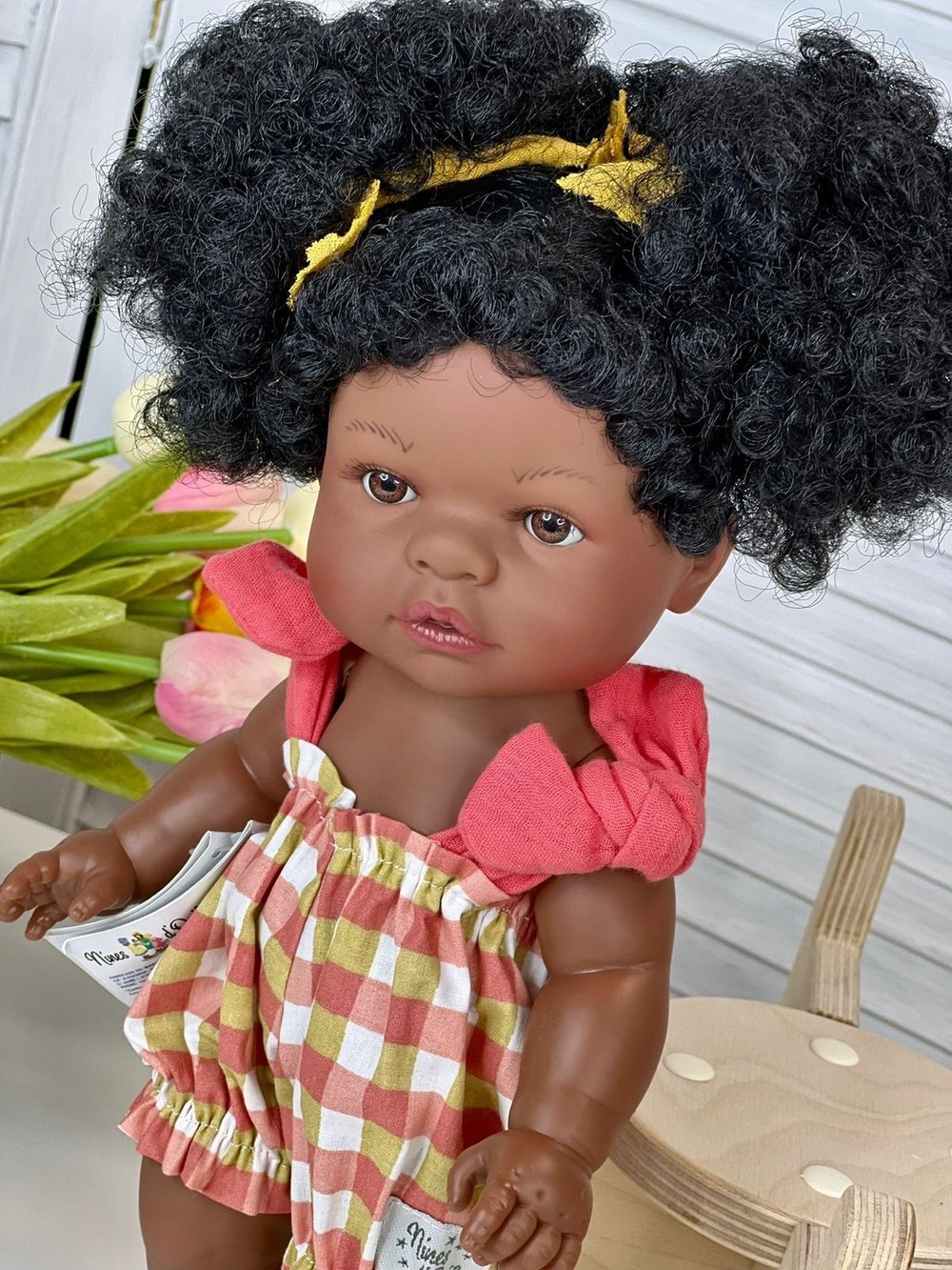 Кукла Nines виниловая 37см JOY (3074K)