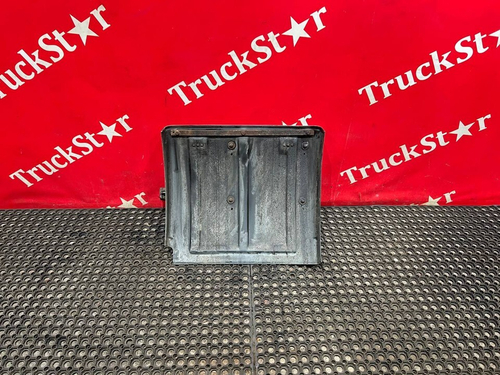 Крыло заднее правое передняя часть