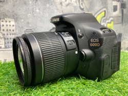 Canon 600D kit 18-55mm 3.5-5.6 IS ll 35.000 кадров