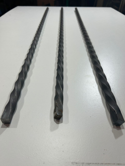 Кованый элемент торсион 1000мм квадрат полнотелый 14х14мм