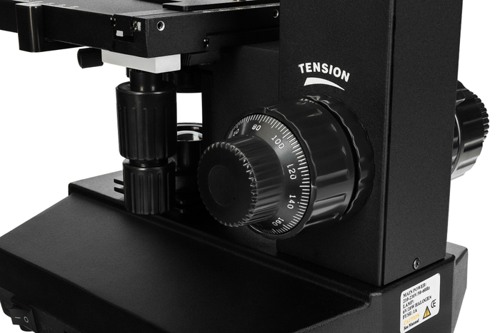 Микроскоп Levenhuk 890T, тринокулярный