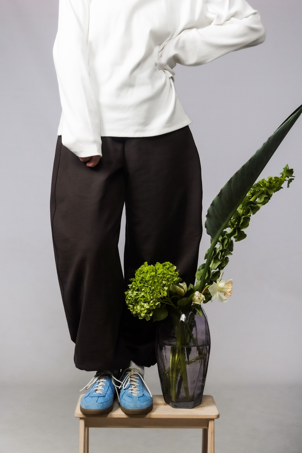 Брюки-бананы из плотного футера без начеса "Шоколад"