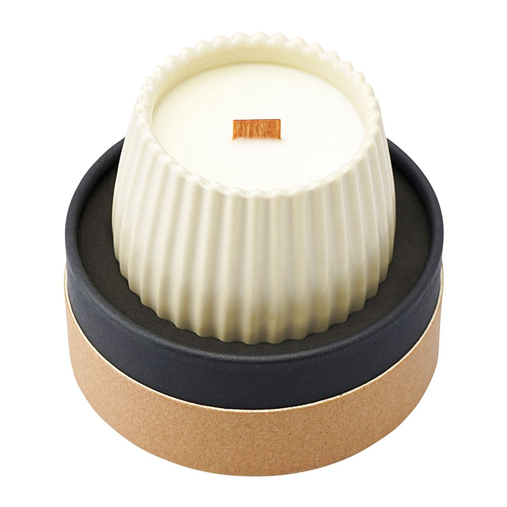 Свеча ароматическая с деревянным фитилём Secret Santa из коллекции Edge, бежевый, 60 ч