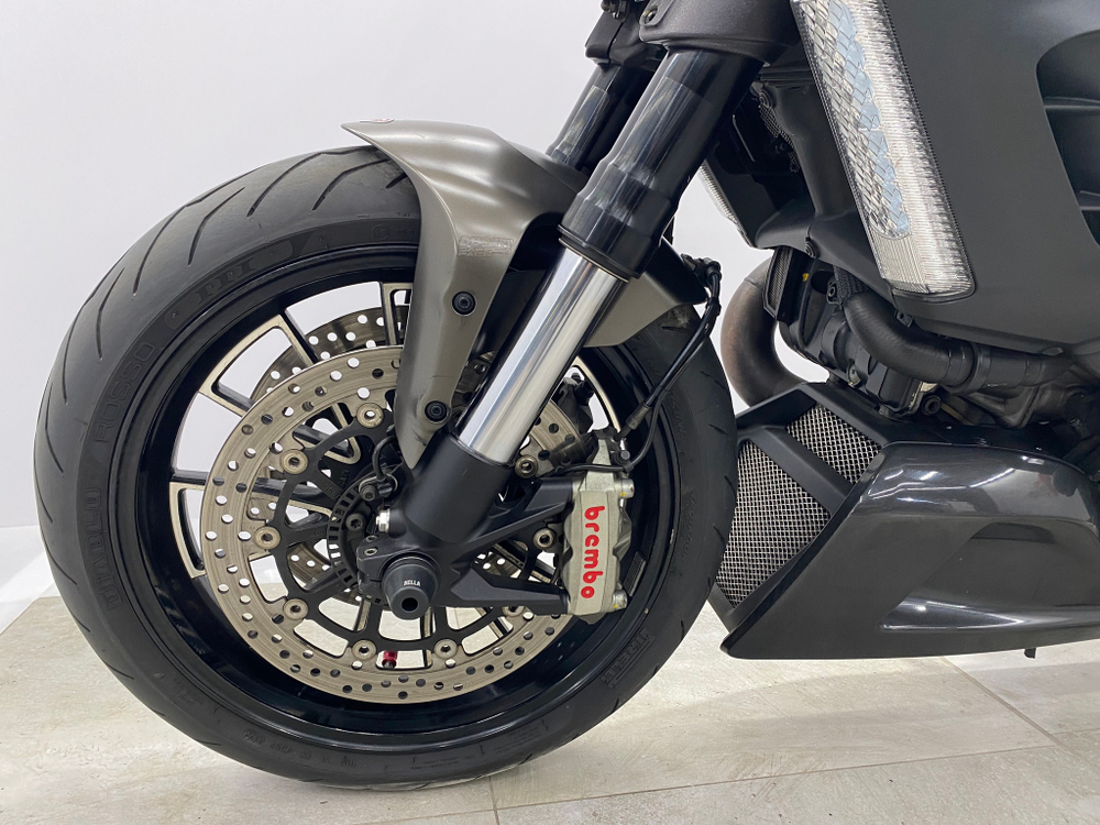 Ducati Diavel Strada 044296