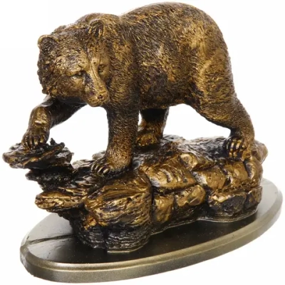 Статуэтка из гипса «Медведь на камнях» 18*26см античное золото