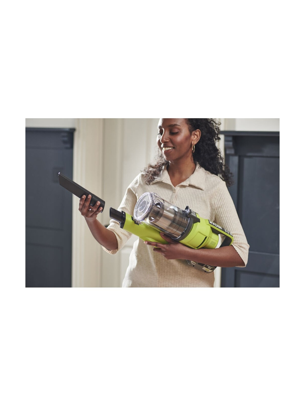 Вертикальный пылесос Ryobi ONE+ 18В RSV18-0 5133005657