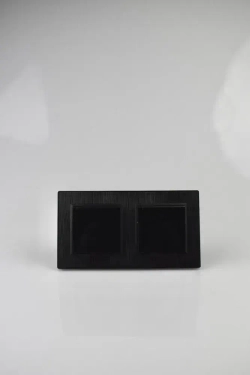 Розетка двойная с крышкой черная