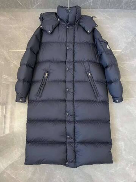 Пуховик Moncler