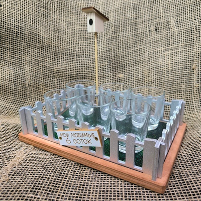 Сувенир - подставка "Мои любимые шесть соток"