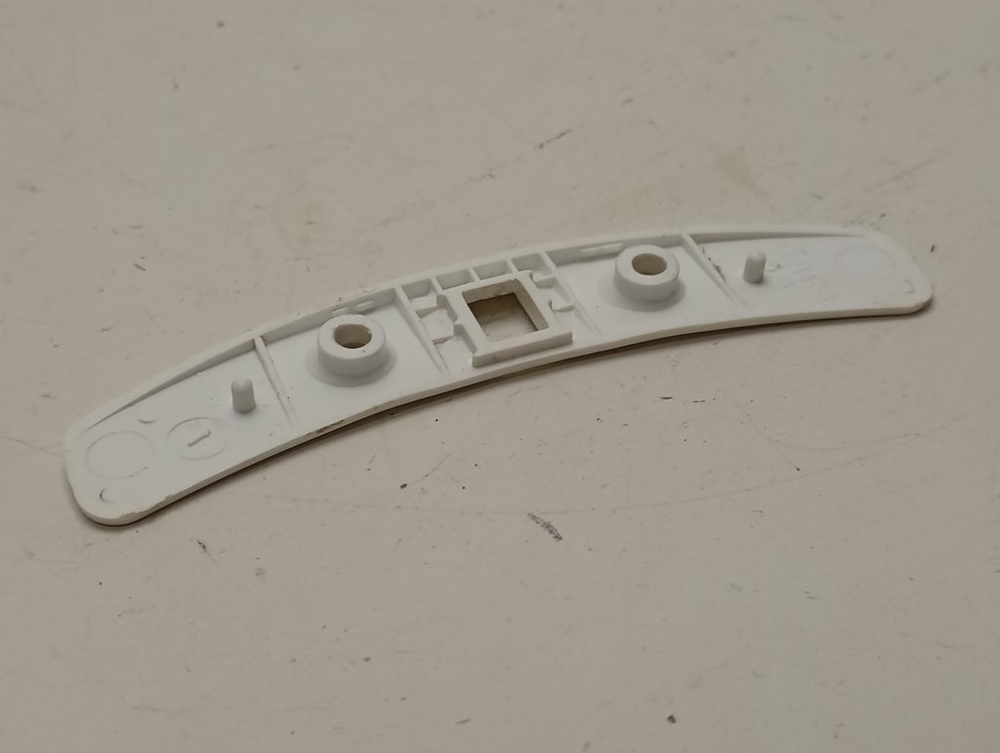 LS60840L кт54 Накладка ручки люка для стиральной машины AEG 132146858 б/у