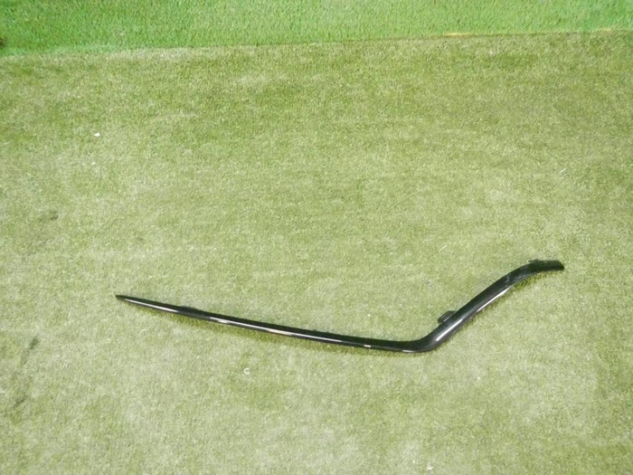 Молдинг перед. бампера Mercedes GLE V167 18-24 AMG