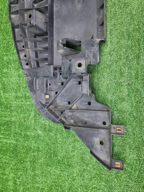 Пыльник переднего бампера Lexus NX 1 (2014-2021)