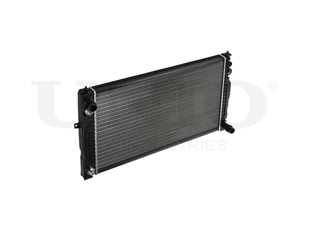 Радиатор охлаждения двигателя UNIO RAD-10096