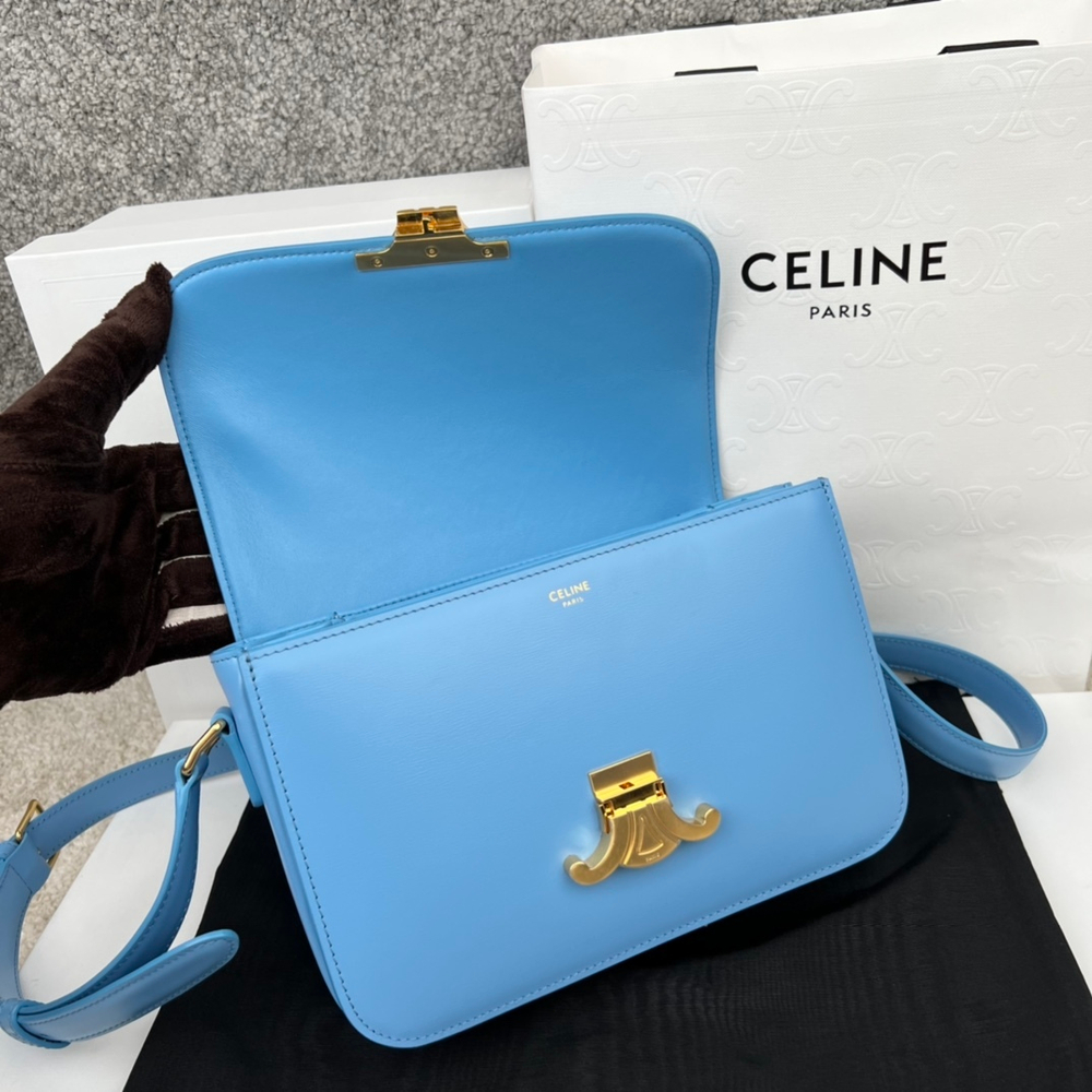 Celine Triomphe Bag 22 cm