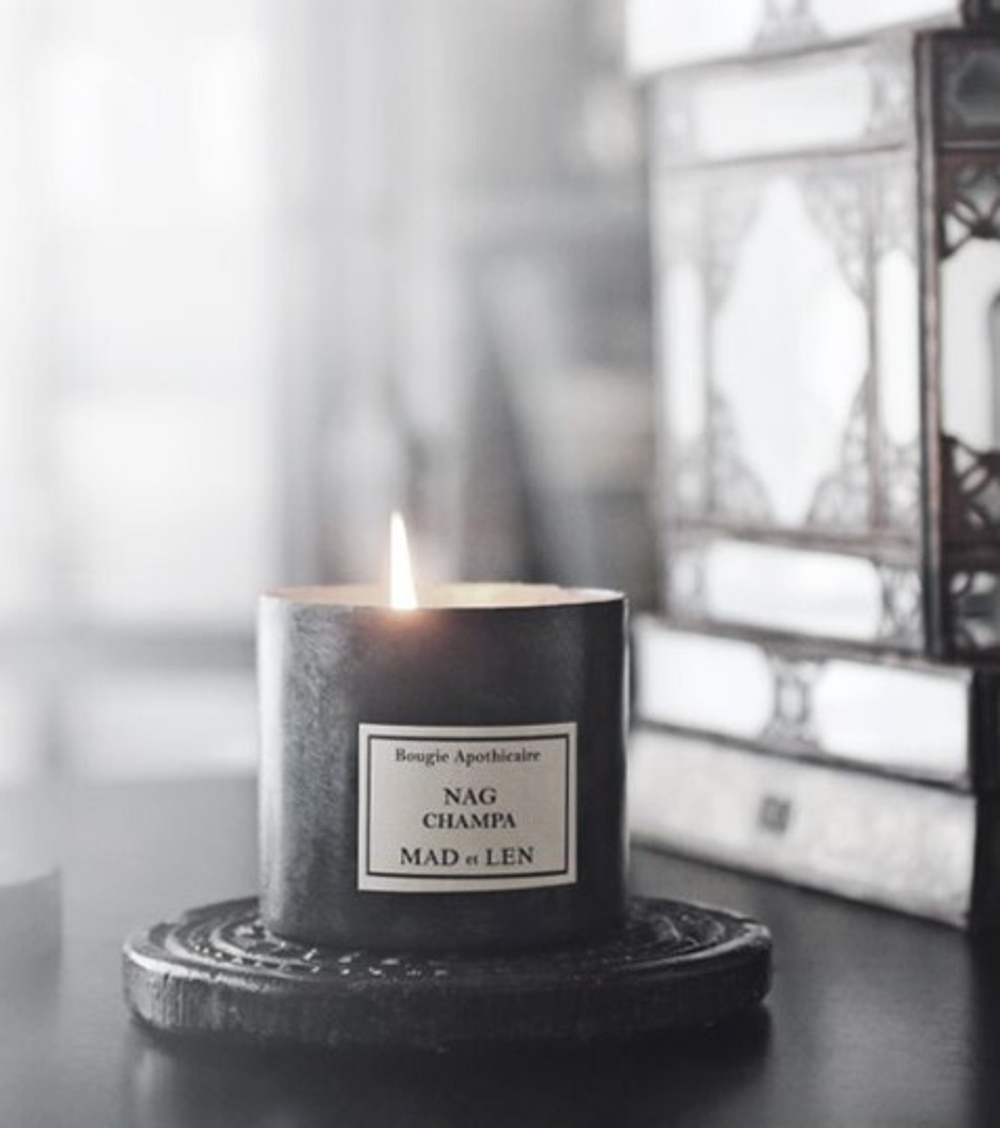 Свеча ароматическая Ambre Nobile MAD ET LEN воск/black 300g