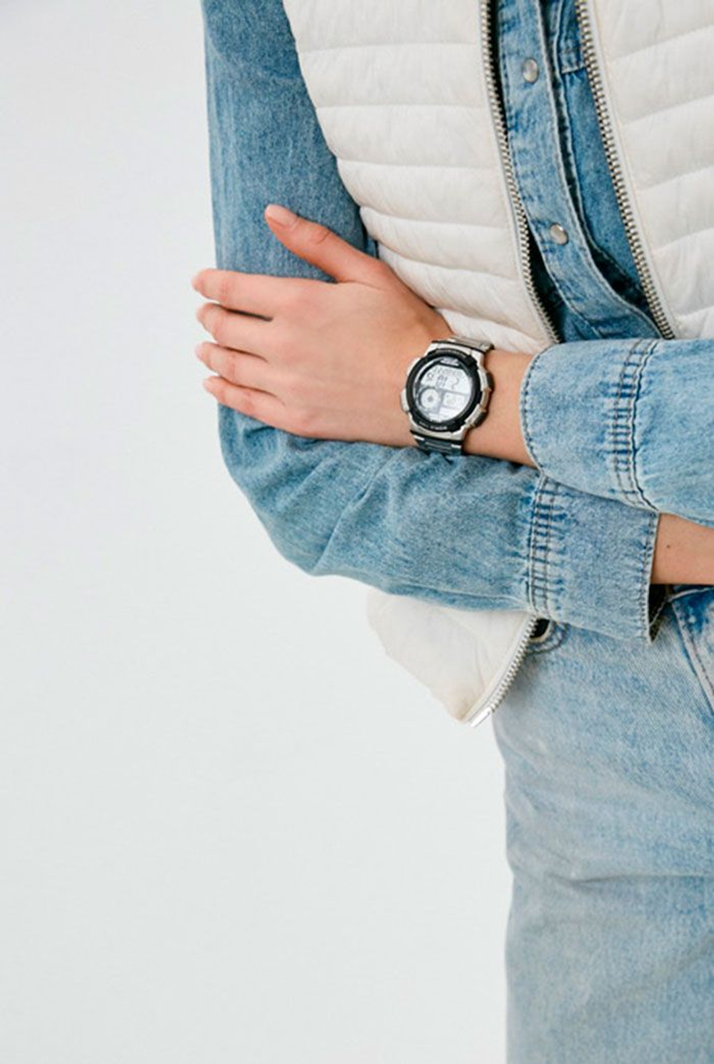 Японские наручные часы Casio Collection AE-1000WD-1A