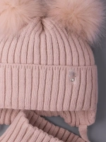 Шапка зимняя детская с помпонами и манишка