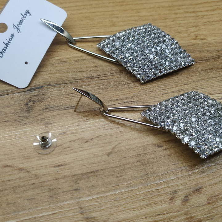 Серьги Royal листик подвеска Ромб удлиненный 11 х 11 кристаллов металл серебристый 9 см