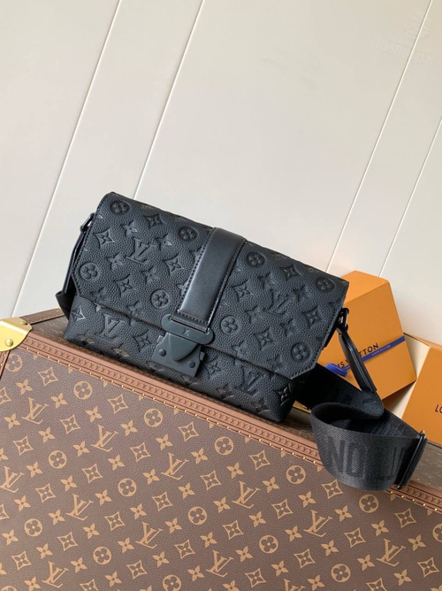 Сумка через плечо Louis Vuitton S-Cape