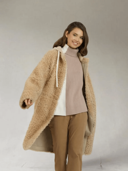 Шуба женская чебурашка из шерсти тедди, бежевая, SilverFox