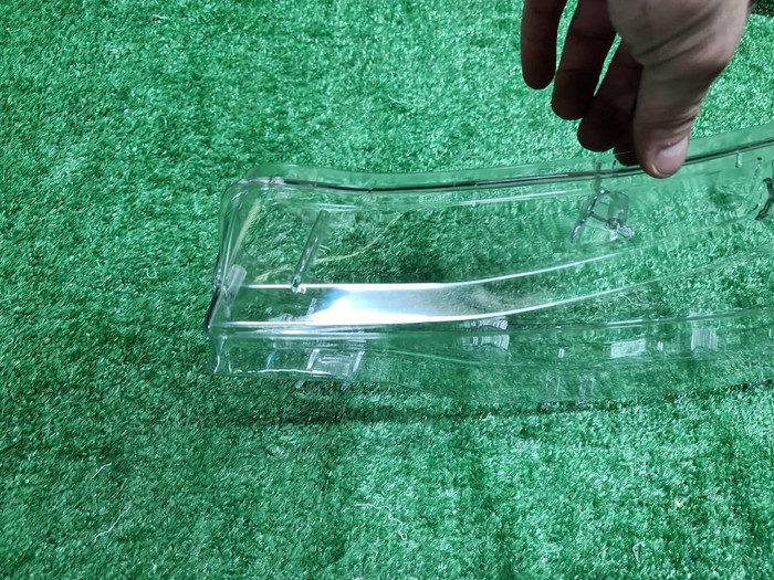 Стекло фары левое BMW 3er F30 (2015-2020)