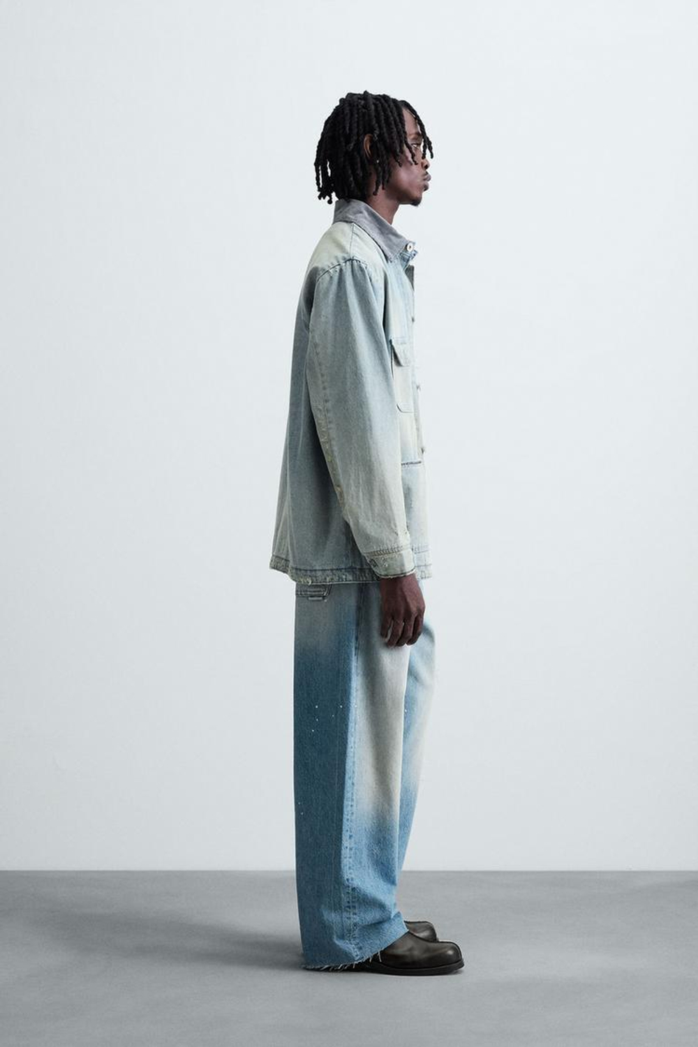 ZARA ДЖИНСОВАЯ КУРТКА-РУБАШКА С ЭФФЕКТОМ ВИНТАЖА, ГОЛУБОЙ