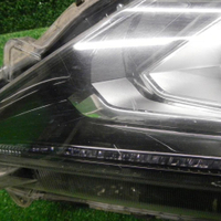 Фара левая Mitsubishi Eclipse Cross (2017-2020) LED