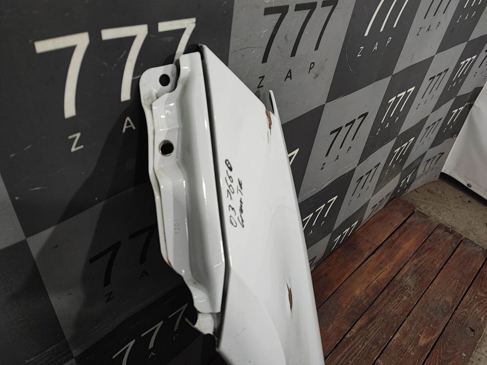 Крыло переднее левое Lada Granta 18-нв Б/У Оригинал 8450104277