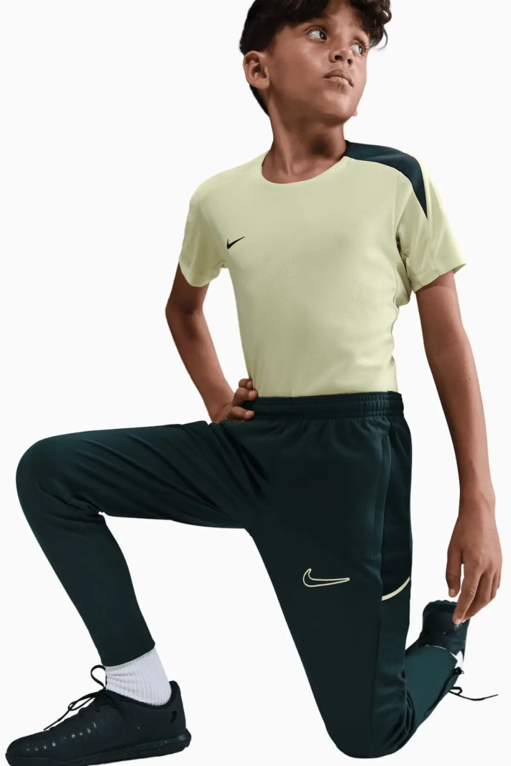 Штаны Nike Dri-Fit Academy Детские - зеленый
