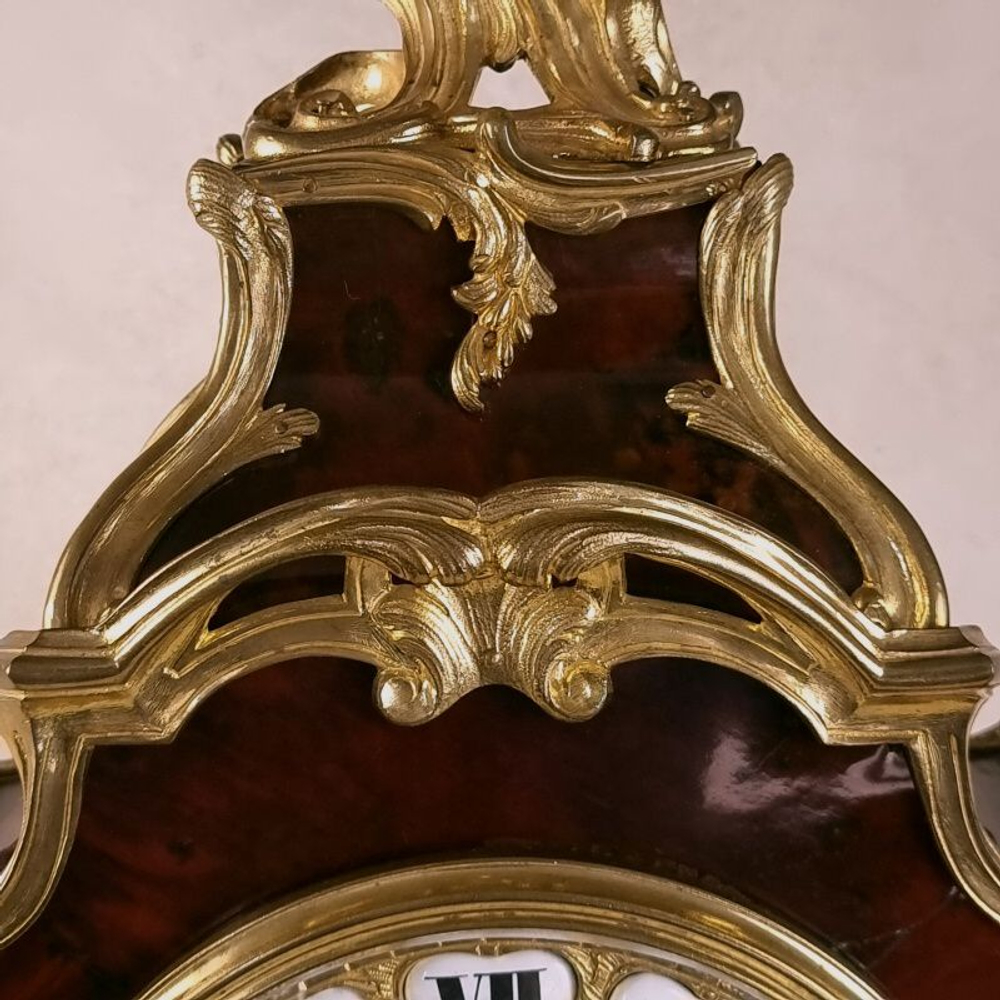 Часы в технике Boulle