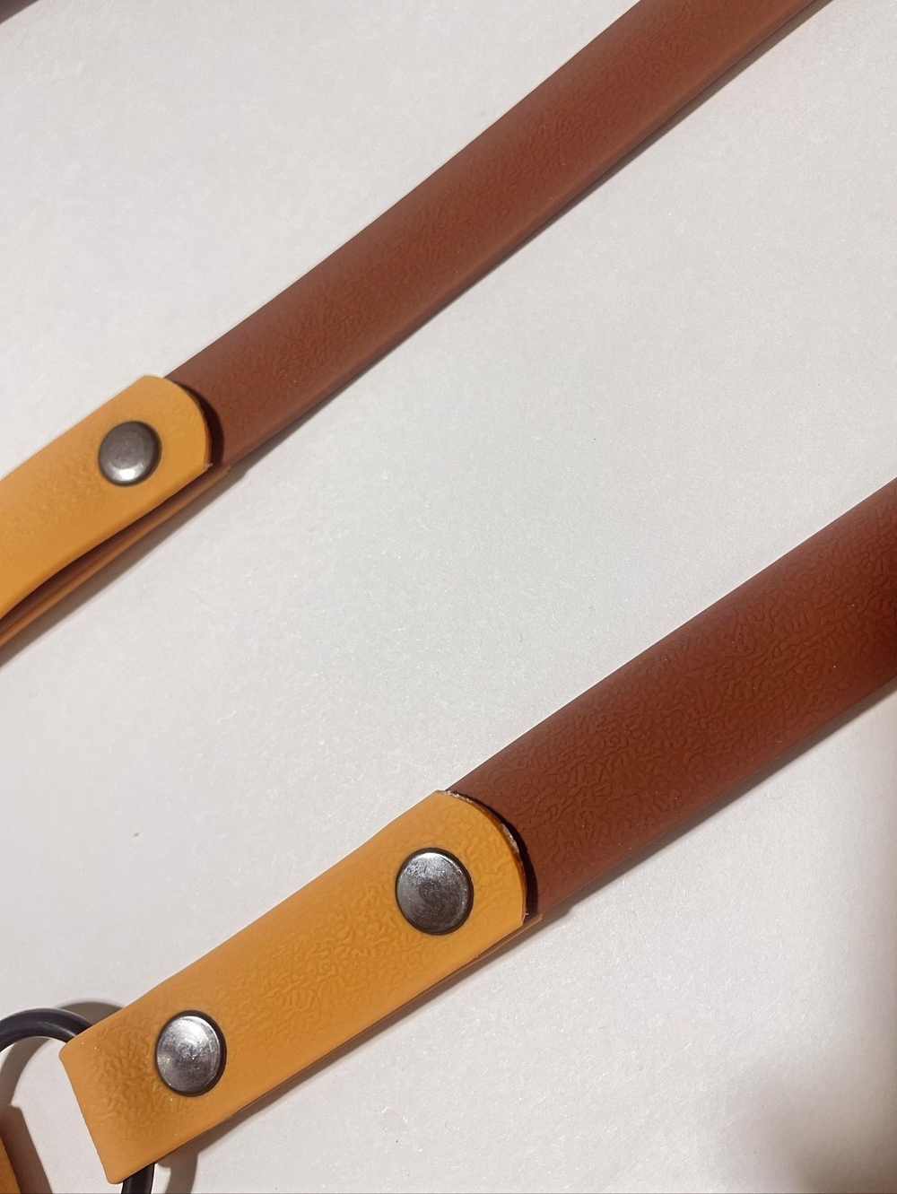 Пвоводок перестежка из биотана , 20 мм, 3 м. карабин авиационный алюминиевый с муфтой Коричневый и песочный