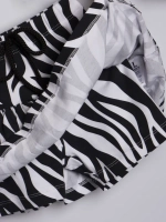 Костюм для девочки с юбкой-шорты на весну