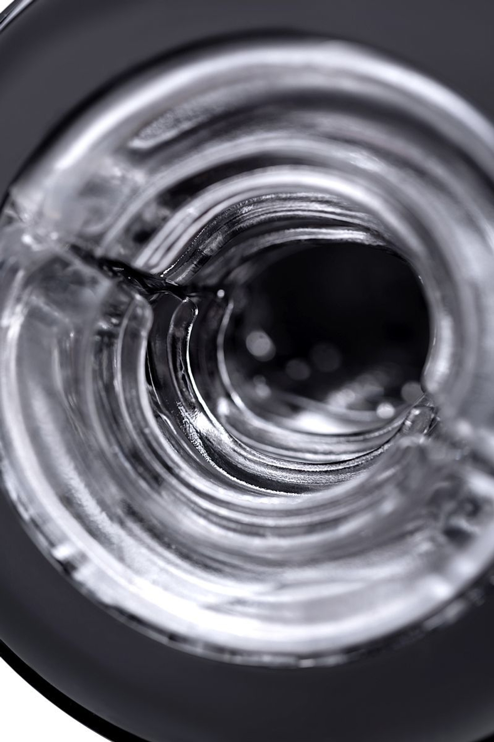 Черный мастурбатор с вибрацией Zyra