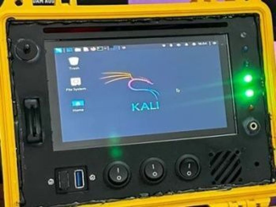 Из Raspberry Pi сделали постапокалиптический компьютер