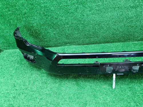 Бампер передний Toyota Land Cruiser 300 (21-нв)