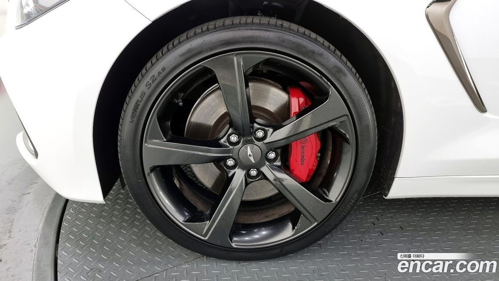 Genesis G70 3.3T Sports AWD (12.2019)