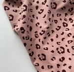 Фланель Лео на розовом фоне