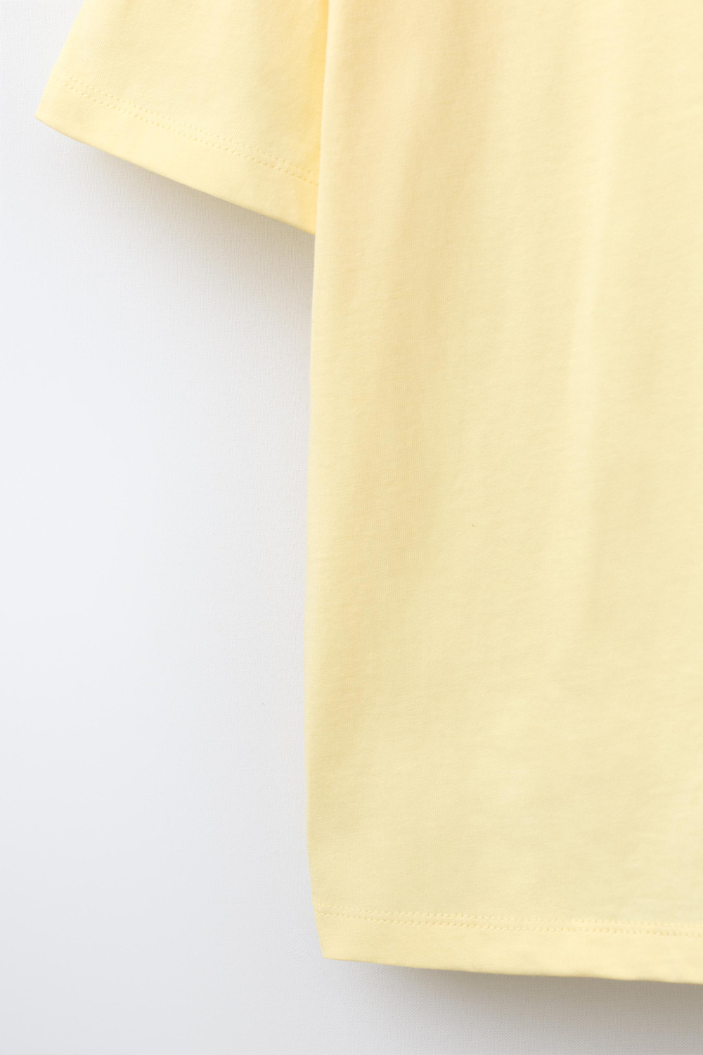 ZARA БАЗОВАЯ ОДНОТОННАЯ ФУТБОЛКА, МЯГКИЙ ЖЕЛТЫЙ