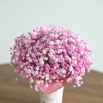 Композиция «Букет белых диантусов» — розовая гипсофила в стаканчике