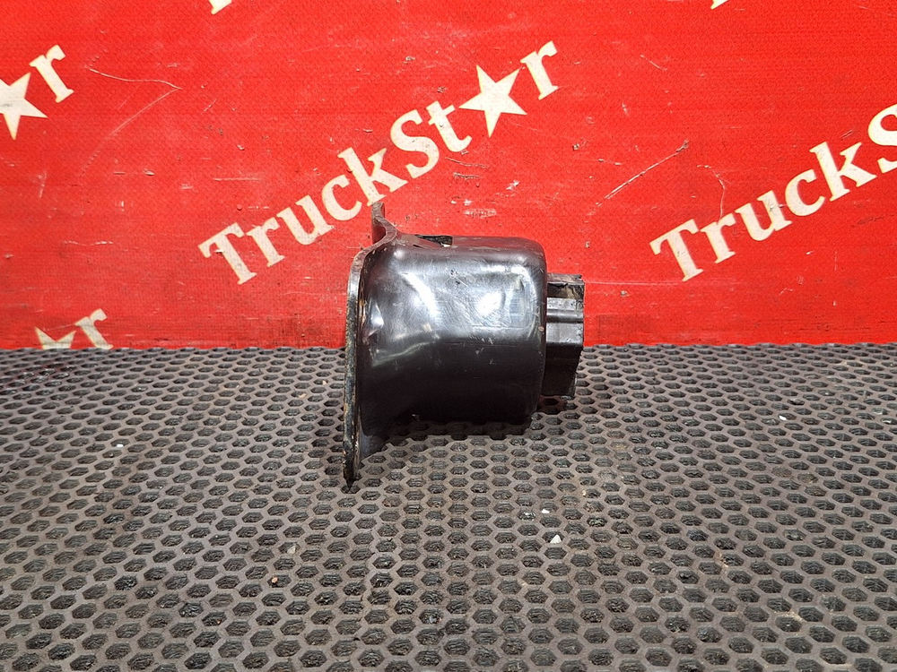 Кронштейн ящика акб 2018г.