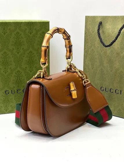 Маленькая сумка Gucci Bamboo 1947 с ручкой сверху коричневый