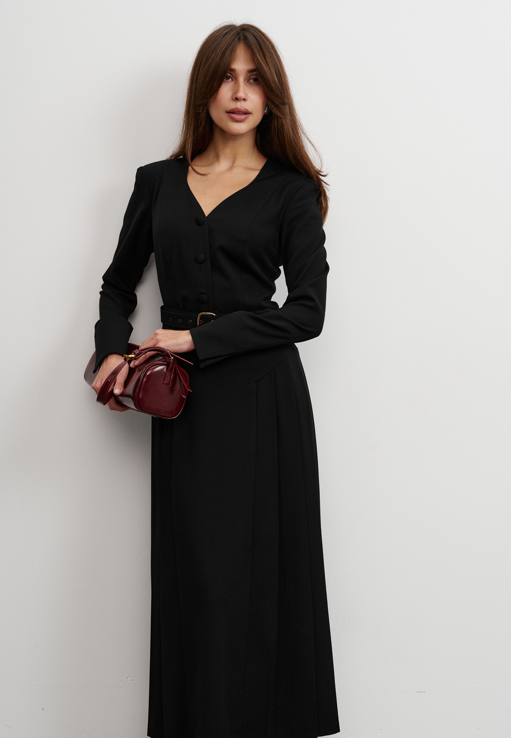 Платье со складками, черное