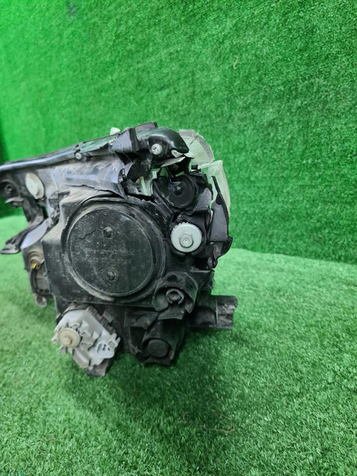 Битая Фара правая Toyota RAV4 4 CA40 (2015-2019) LED