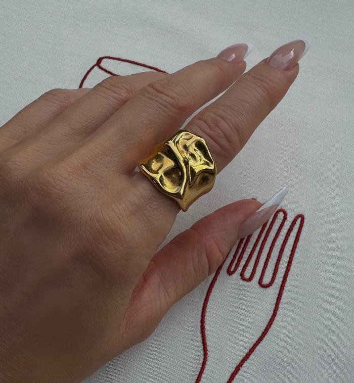 Кольцо FUTURE gold