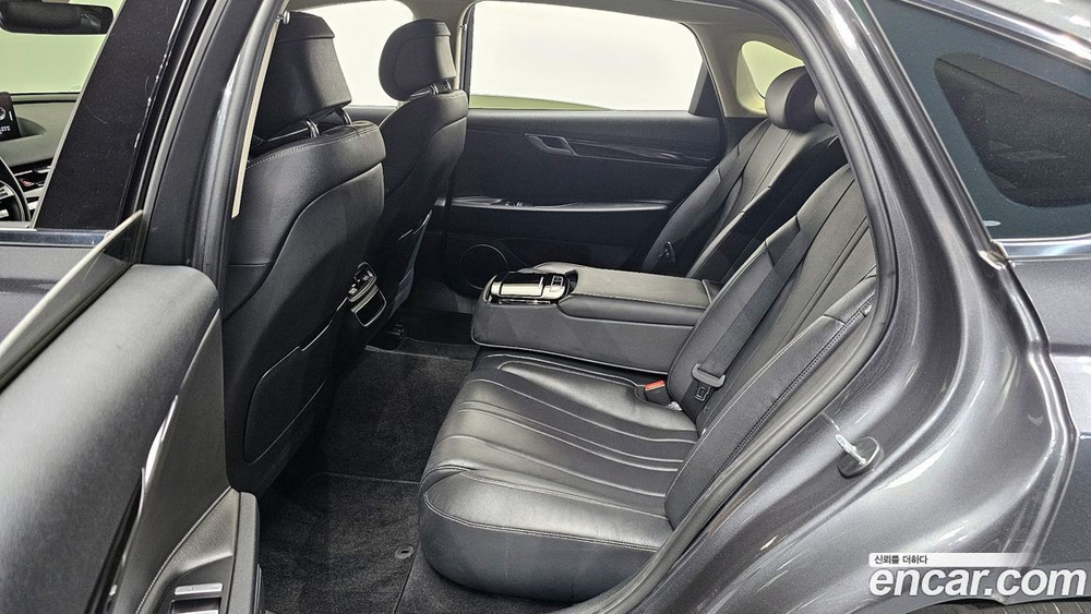 Genesis G80 (RG3) Бензин 2.5 Turbo AWD (06.2020)