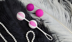 Gvibe Geisha Balls 2 - Шарики для тренировки интимных мышц, 3 см