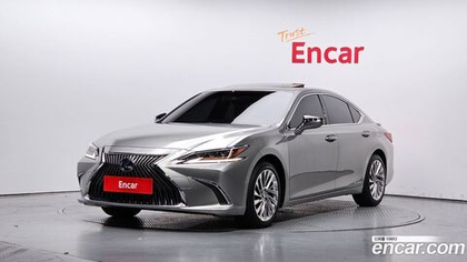 Lexus ES300h 7 Generation Executive (06.2020)